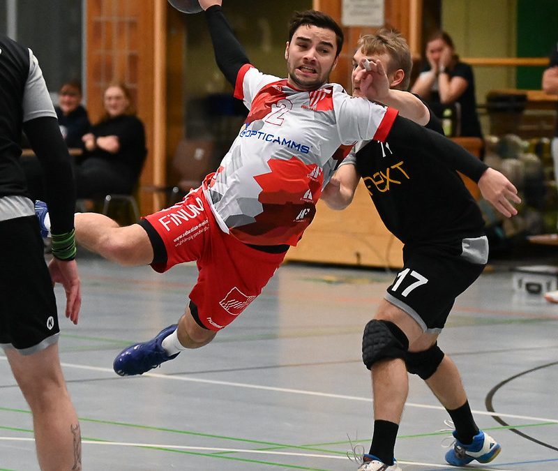 Herren I gewinnen im Derby gegen den ESV Rosenheim