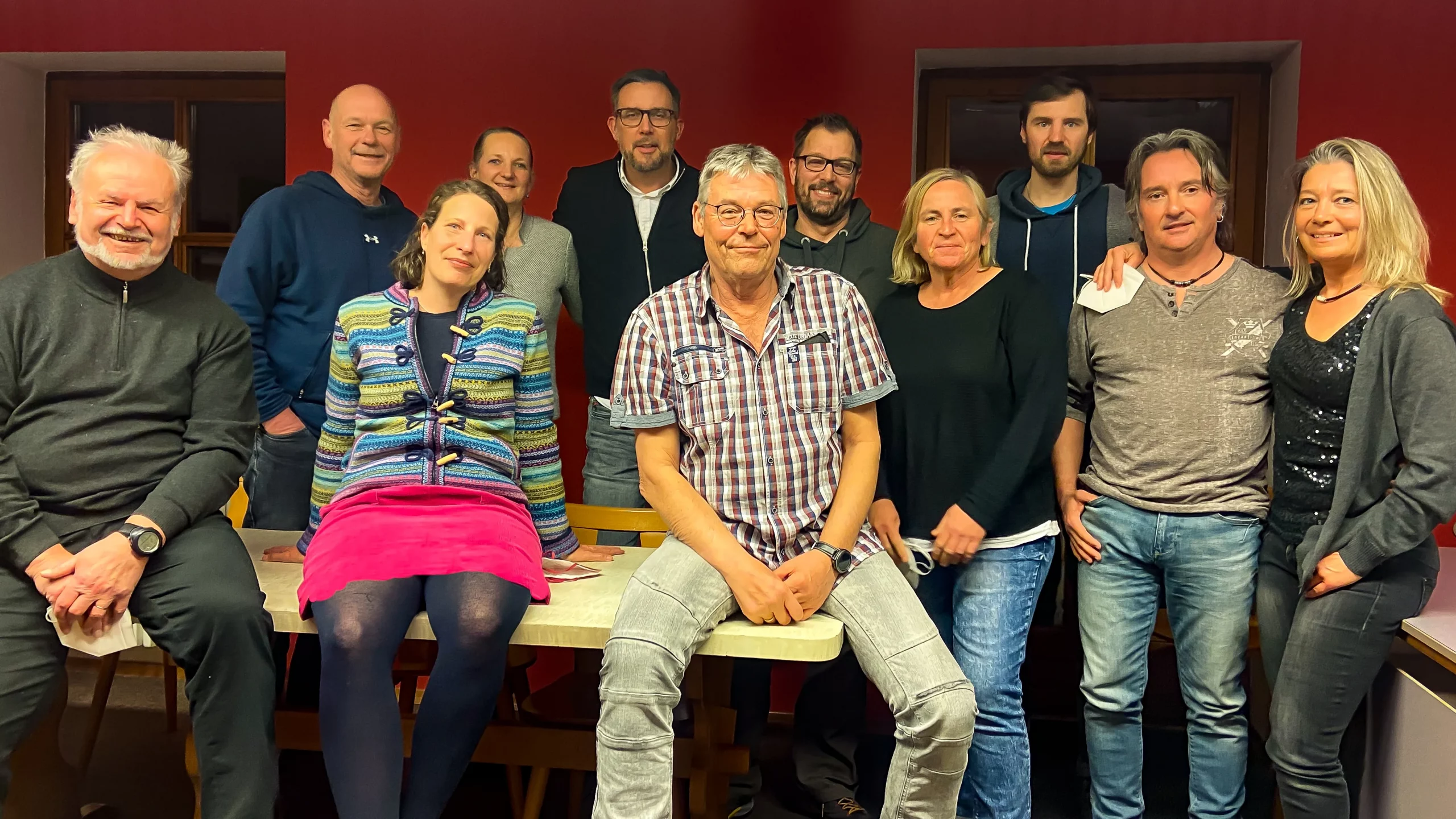 SV Bruckmuehl-Tennis-Vorstand und Team 2022 Der neue Vorstand der Tennis-Sparte des SV Bruckmühl