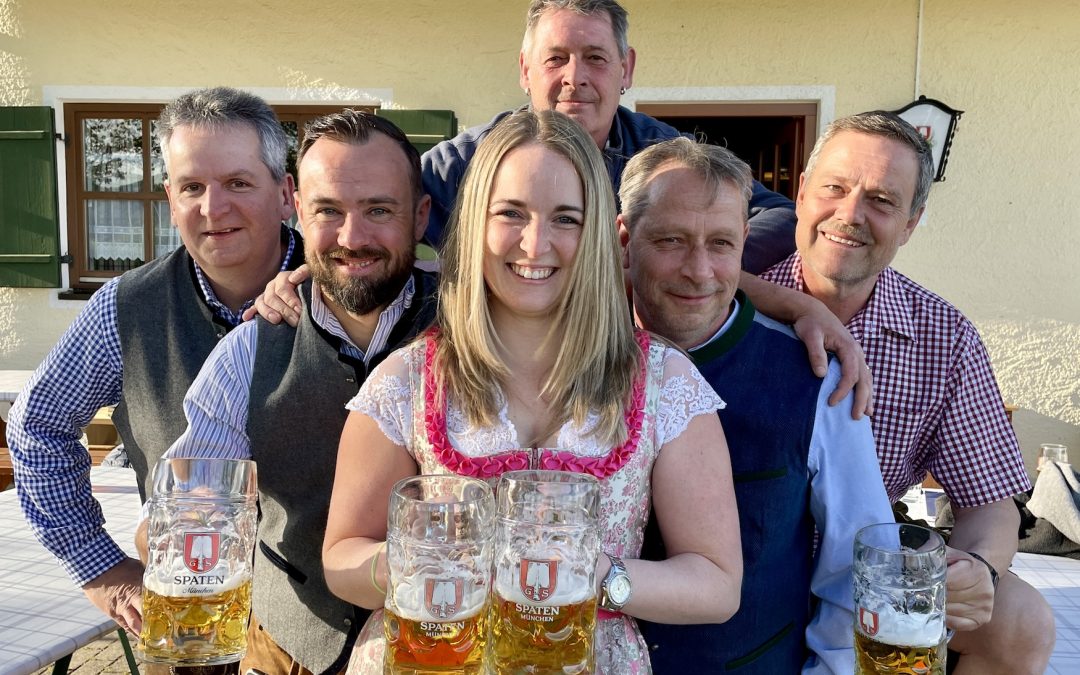 „Ladies and Gentlemen, we proudly present …“ – wir stellen vor, dass neue sechsköpfige SVB-Volksfest Organisations-Team