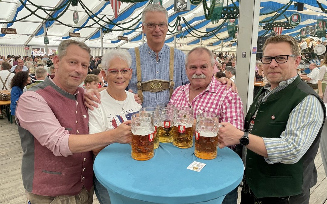 Internationales 50-jähriges Hochzeitsjubiläum auf der SVB-Wiesn_2024
