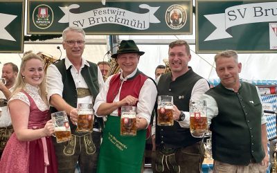 Volksfest des SV Bruckmühl mit einem Auftakt nach Maß